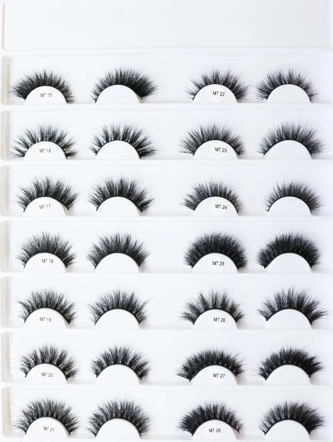 Customer Super Soft Mink Fur Lashes 13mm 15mm 18mm Natural Mink Eyelashes 3D Effect Mink Lashes